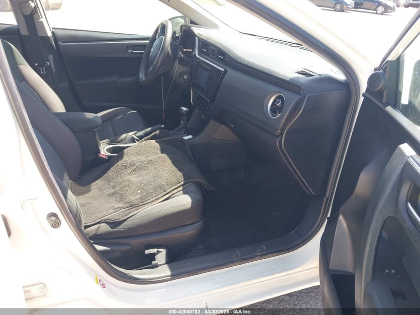 2018 TOYOTA COROLLA LE - 5YFBURHE5JP809342