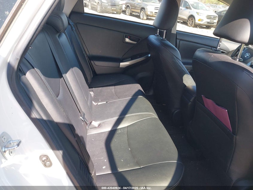 2015 TOYOTA PRIUS VIN: JTDKN3DUXF0395113
