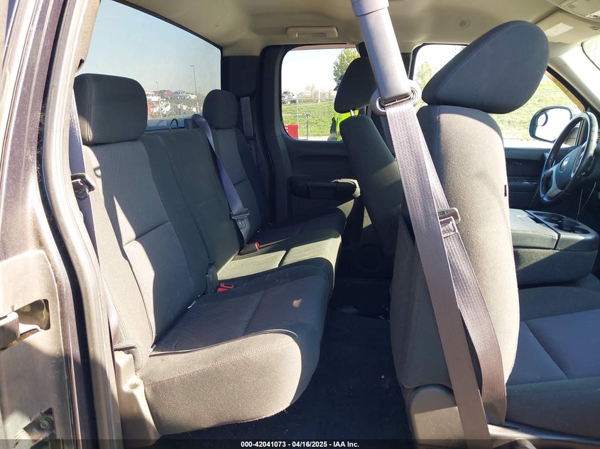 2013 CHEVROLET SILVERADO 1500 VIN: 1GCRKSE76DZ175972