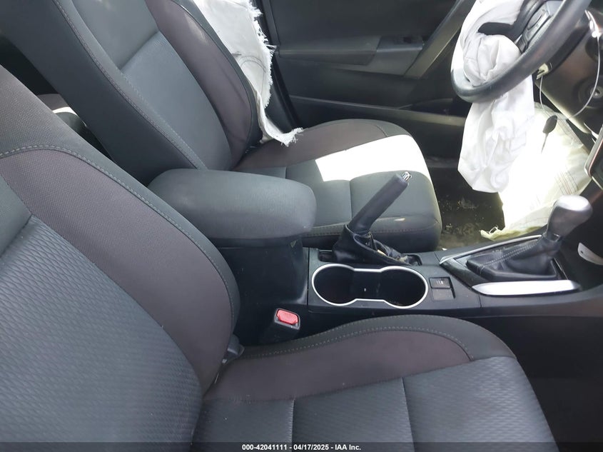 2017 TOYOTA COROLLA VIN: 2T1BURHE5HC961129