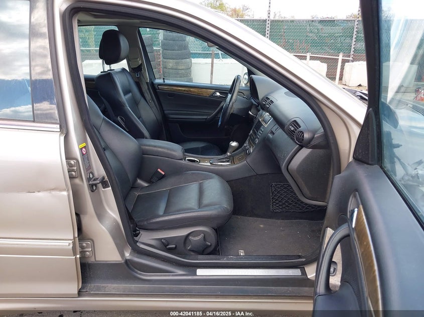 2007 MERCEDES-BENZ C 230 VIN: WDBRF52H77A919700