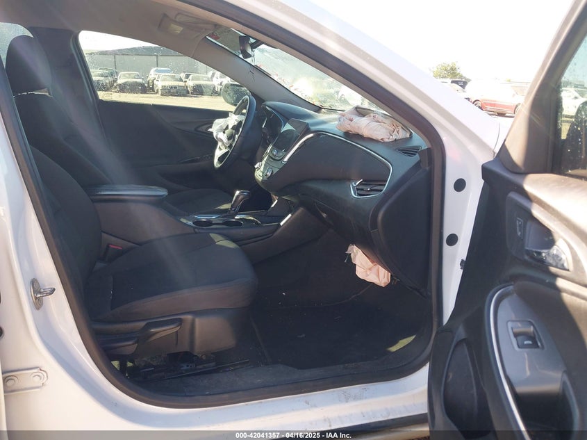 2017 CHEVROLET MALIBU VIN: 1G1ZE5STXHF186628