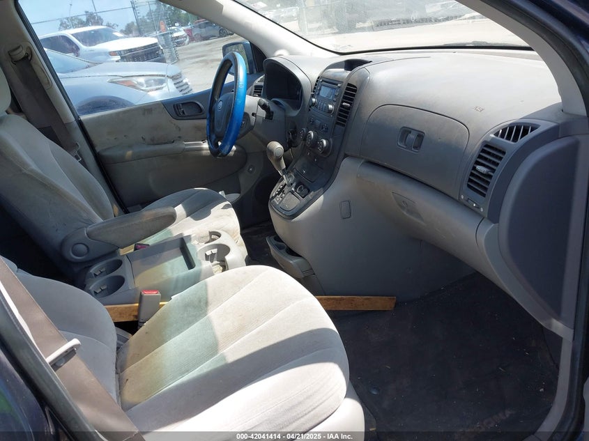 2008 KIA SEDONA VIN: KNDMB233X86193666