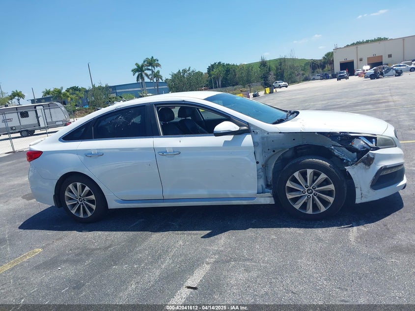 2015 HYUNDAI SONATA VIN: 5NPE34AF9FH074021