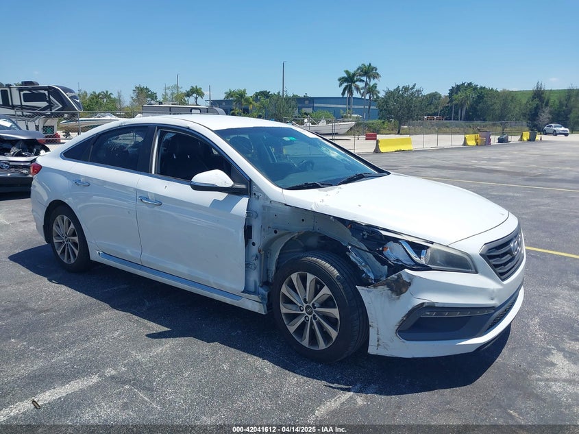 2015 HYUNDAI SONATA VIN: 5NPE34AF9FH074021
