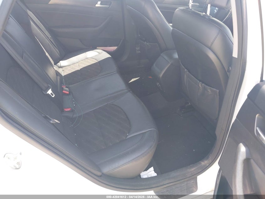 2015 HYUNDAI SONATA VIN: 5NPE34AF9FH074021