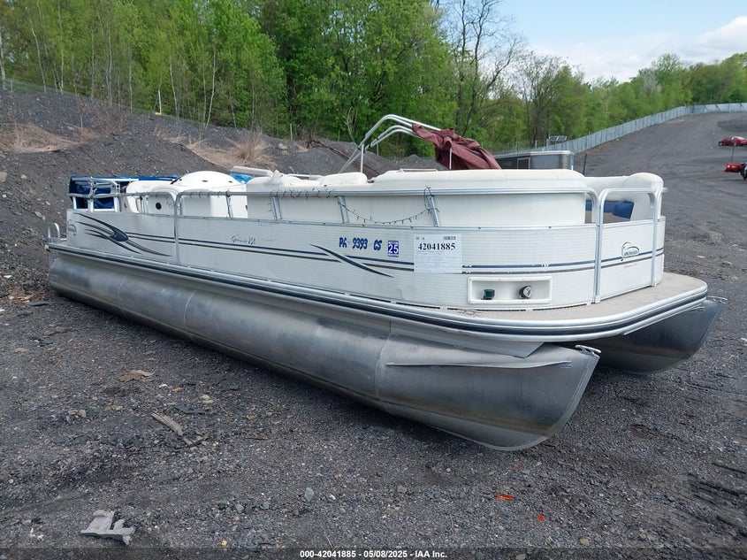 2004 LOWE JAMAICA 250 SUNCRUISER