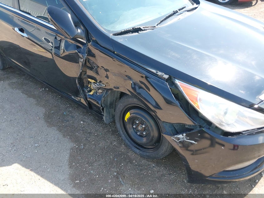 2011 HYUNDAI SONATA VIN: 5NPEC4AC9BH288975