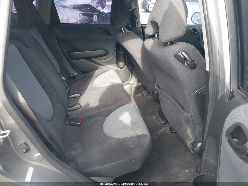 2008 HONDA FIT VIN: JHMGD38468S028959