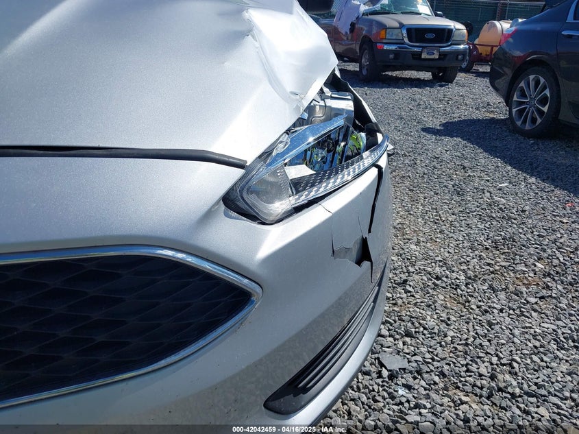 2018 FORD FOCUS SE - 1FADP3FEXJL286219