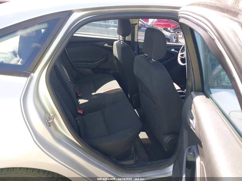 2018 FORD FOCUS SE - 1FADP3FEXJL286219