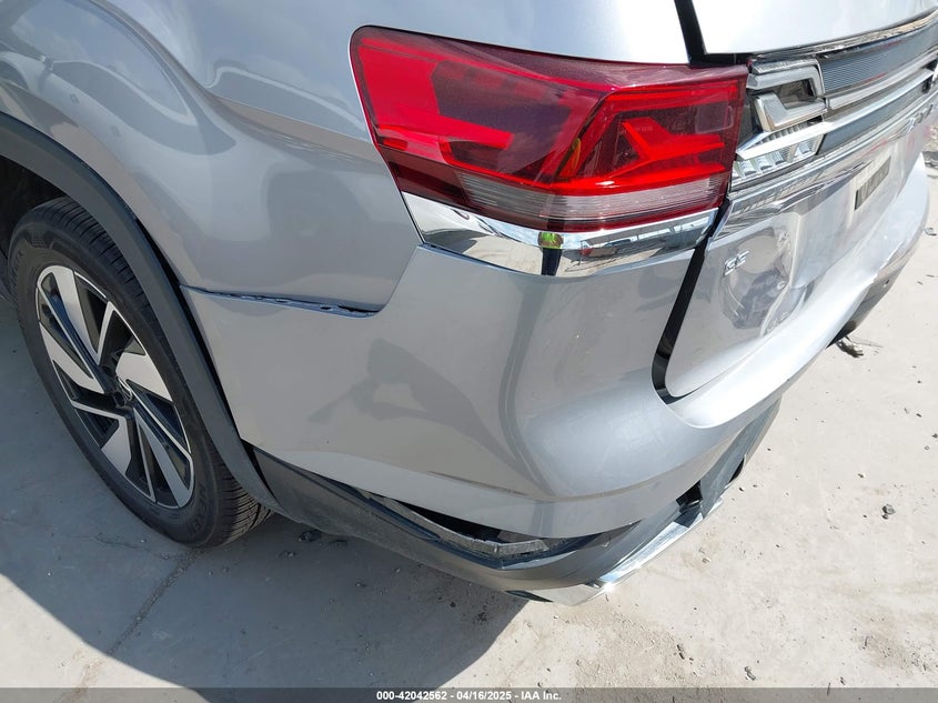 2024 VOLKSWAGEN ATLAS VIN: 1V2WR2CA3RC567572