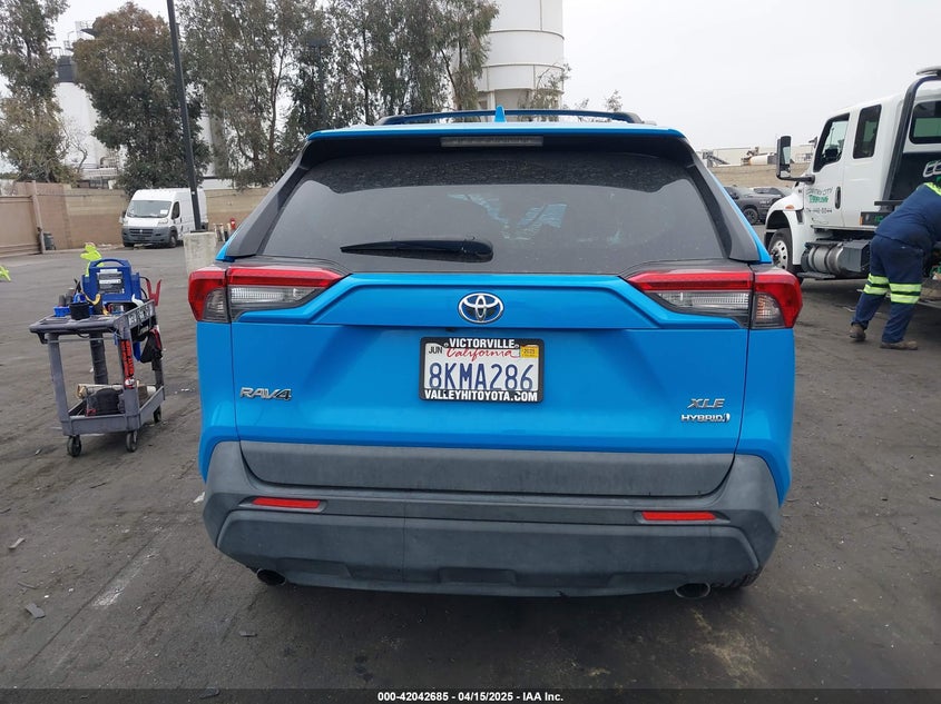 2019 TOYOTA RAV4 HYBRID XLE - 2T3RWRFV3KW012400