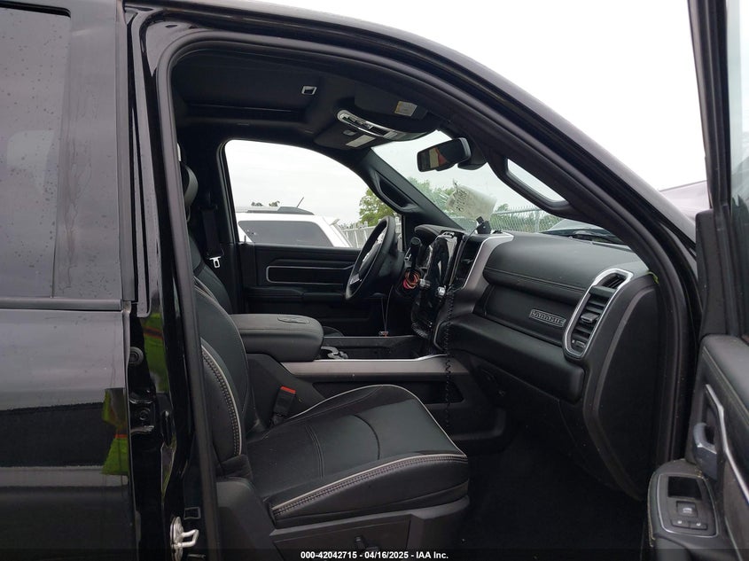 2024 RAM 2500 LARAMIE CREW CAB 4X4 6'4 BOX - 3C6UR5NL6RG279140
