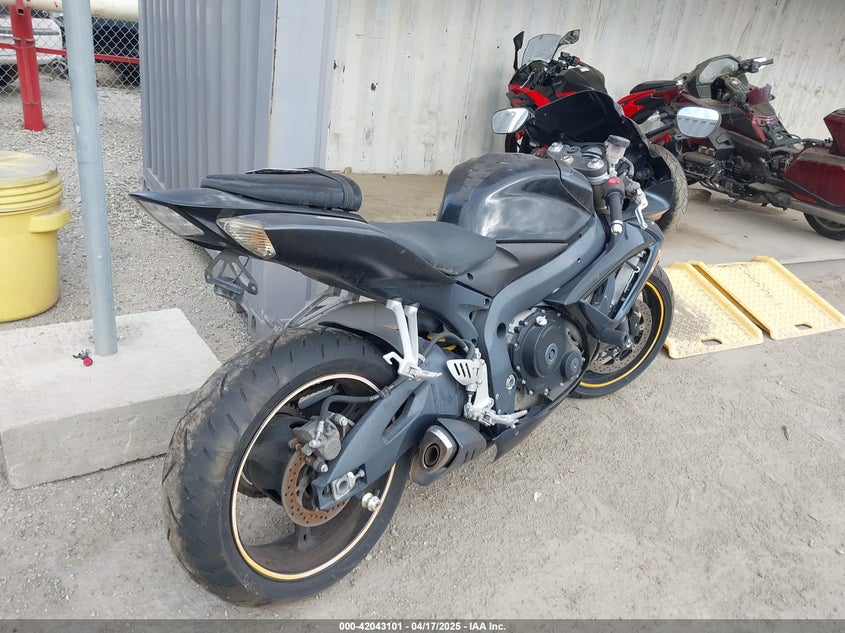 2007 SUZUKI GSX-R600 - JS1GN7DA872117572