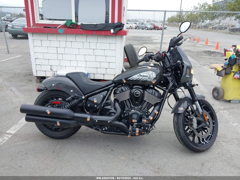 2024 INDIAN MOTORCYCLE CO. SPORT CHIEF - 56KDSDBH8R3013297