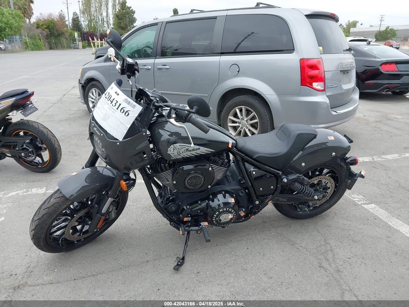 2024 INDIAN MOTORCYCLE CO. SPORT CHIEF - 56KDSDBH8R3013297