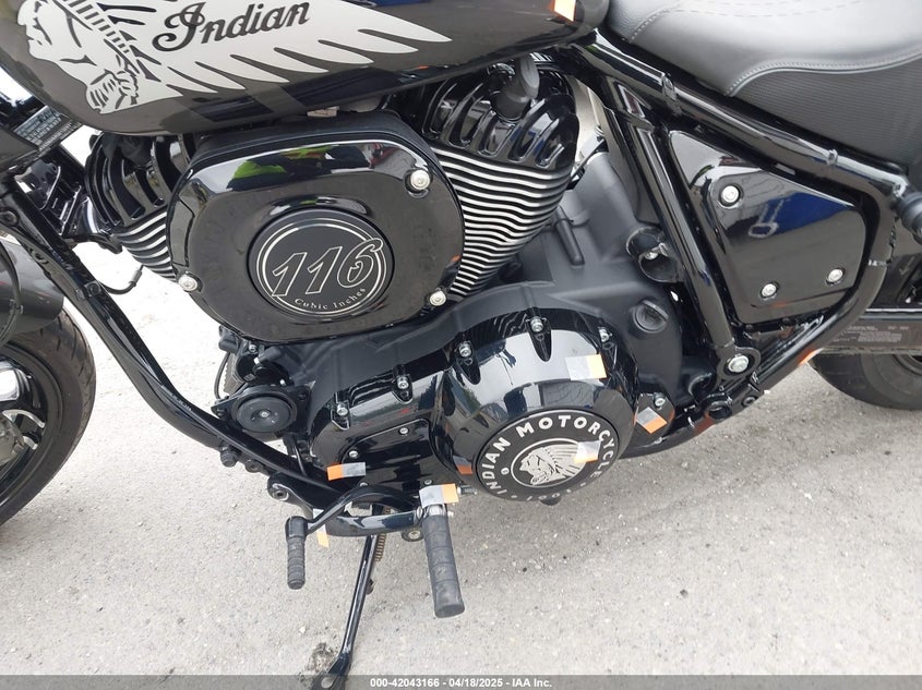 2024 INDIAN MOTORCYCLE CO. SPORT CHIEF - 56KDSDBH8R3013297