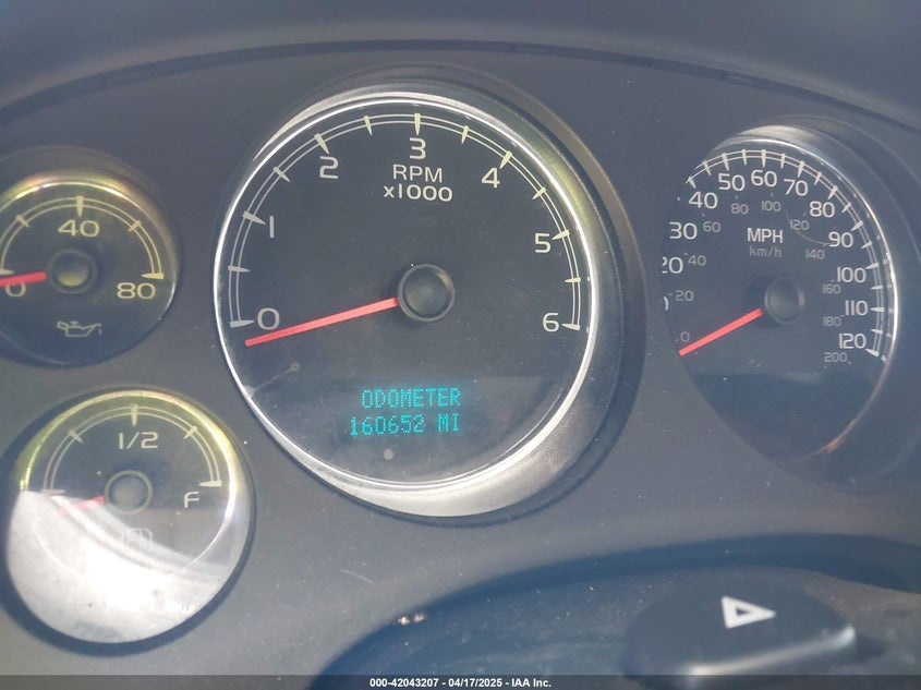 2011 CHEVROLET AVALANCHE VIN: 3GNTKGE34BG342382