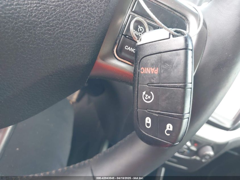 2016 DODGE JOURNEY CROSSROAD PLUS - 3C4PDCGB0GT131602