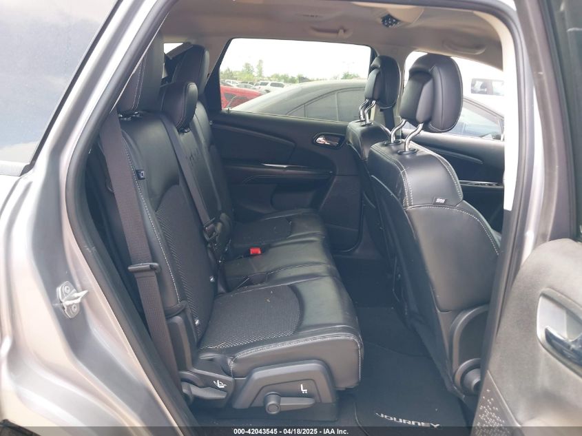 2016 DODGE JOURNEY CROSSROAD PLUS - 3C4PDCGB0GT131602