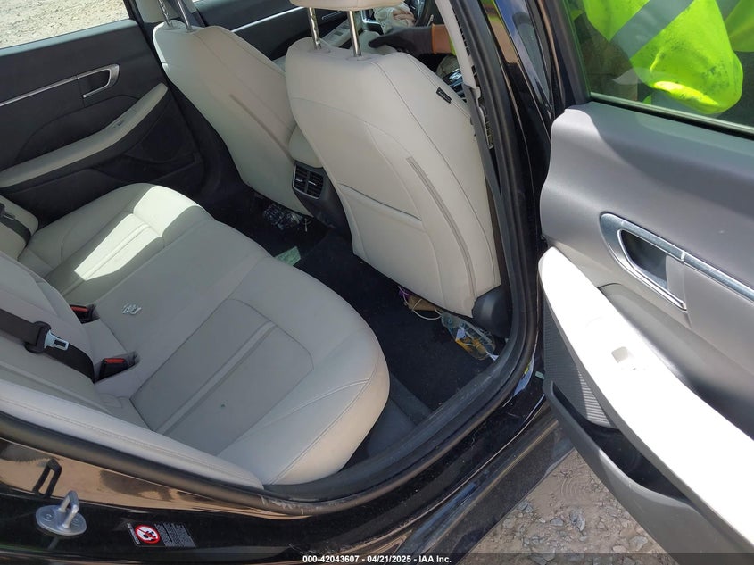 2023 HYUNDAI SONATA VIN: KMHL14JA0PA295917