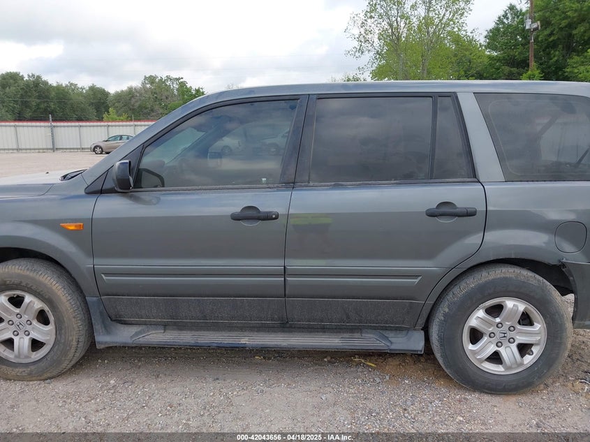2007 Honda Pilot Lx VIN: 5FNYF28137B016831 Lot: 42043656