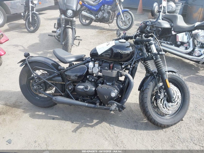 2018 TRIUMPH MOTORCYCLE BONNEVILLE BOBBER BLACK - SMTD53HL9JT874089