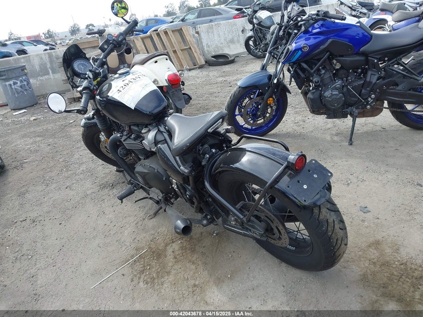 2018 TRIUMPH MOTORCYCLE BONNEVILLE BOBBER BLACK - SMTD53HL9JT874089