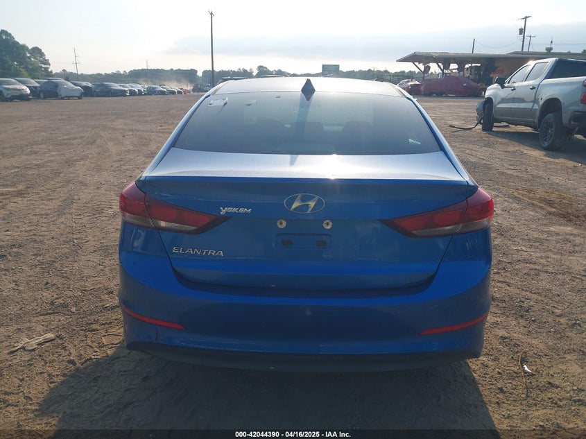 2017 HYUNDAI ELANTRA SE/VALUE/LIMITED - 5NPD84LF7HH014350