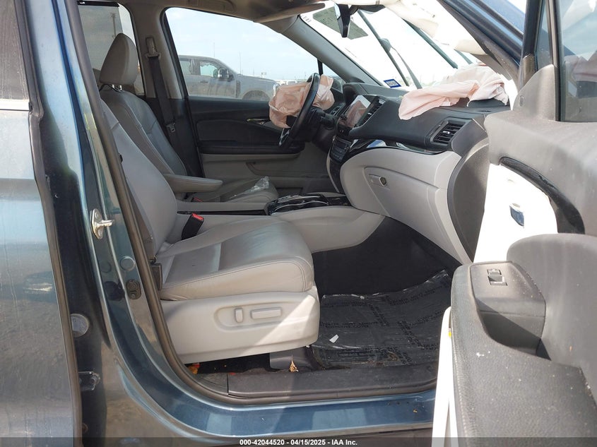 2019 HONDA PILOT VIN: 5FNYF5H94KB025781
