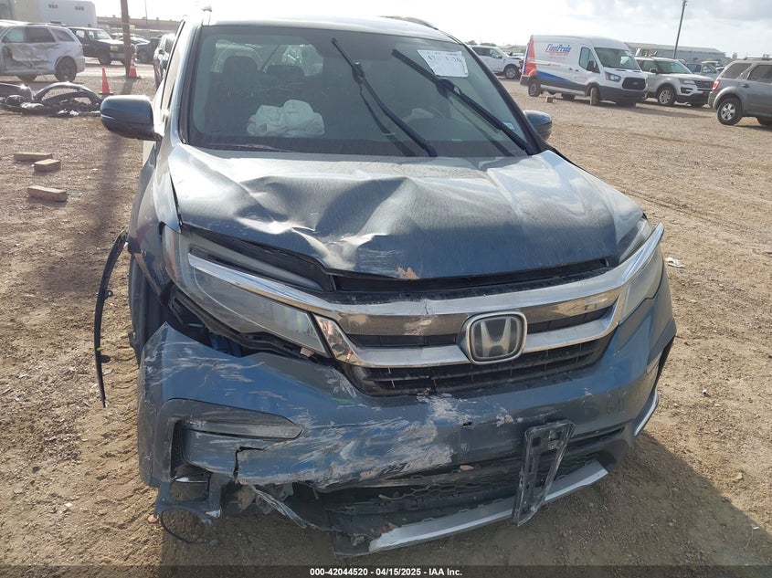 2019 HONDA PILOT VIN: 5FNYF5H94KB025781