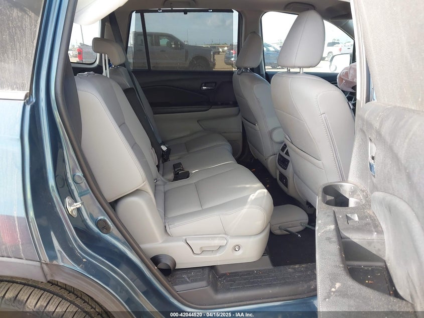 2019 HONDA PILOT VIN: 5FNYF5H94KB025781