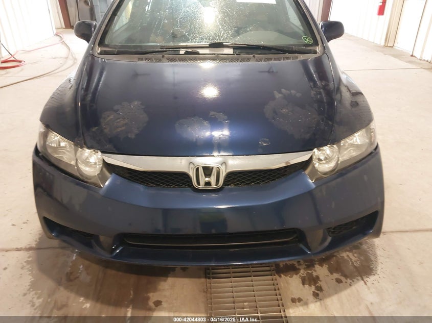 2010 HONDA CIVIC VIN: 2HGFA1F55AH551636