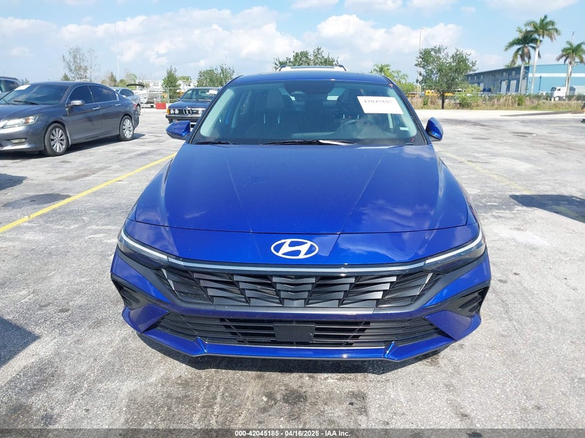 2025 HYUNDAI ELANTRA VIN: KMHLP4DG6SU863545