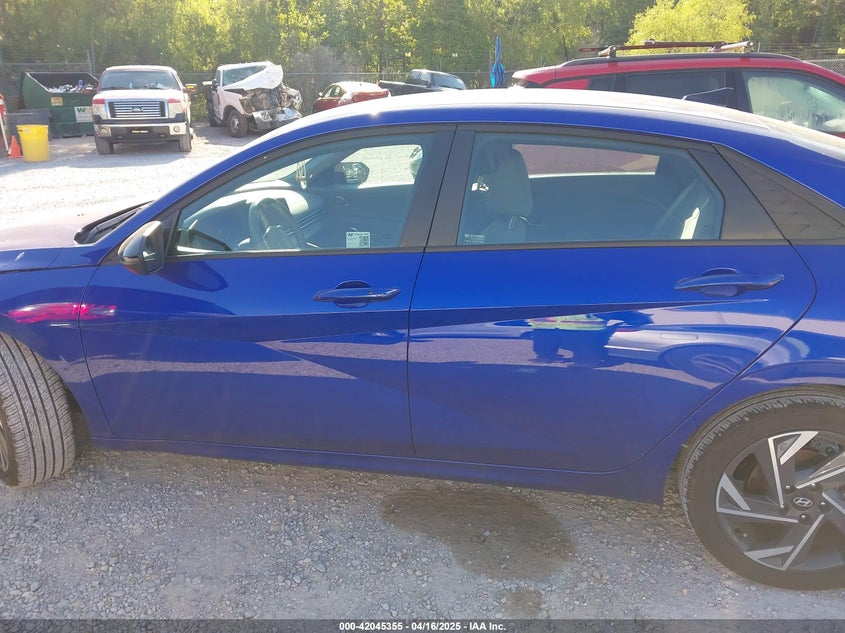 2025 HYUNDAI ELANTRA SEL SPORT - KMHLM4DG9SU951191