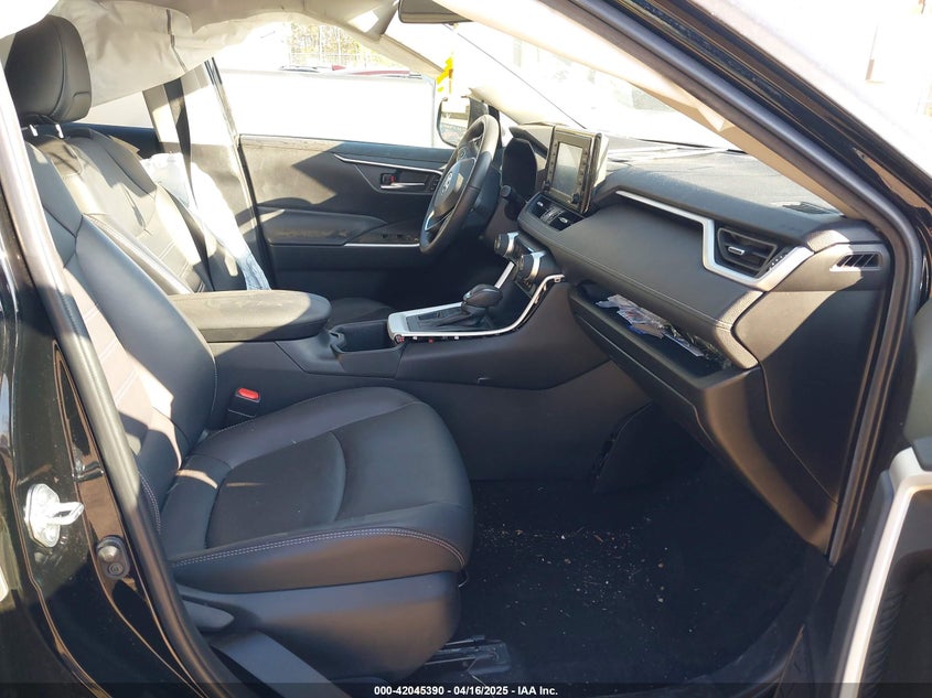 2022 TOYOTA RAV4 VIN: 2T3A1RFV6NC283890