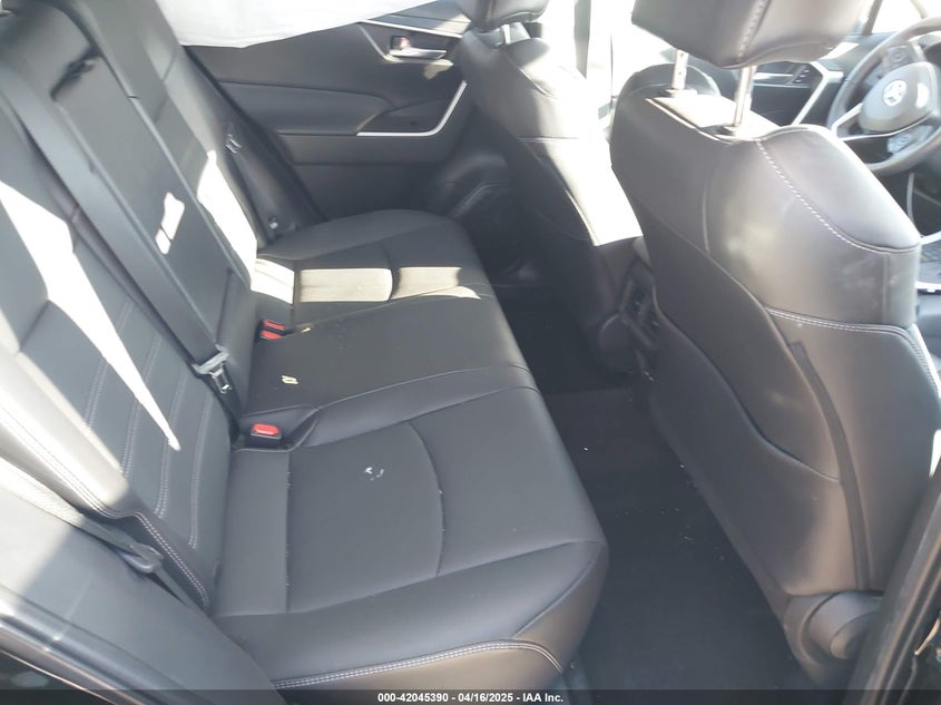 2022 TOYOTA RAV4 VIN: 2T3A1RFV6NC283890