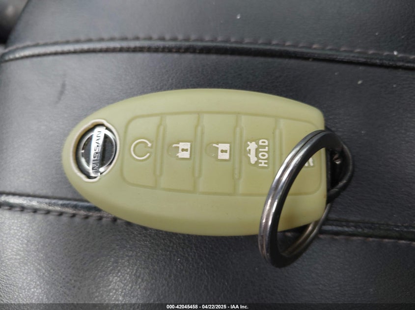 2017 NISSAN ROGUE S/SL - 5N1AT2MTXHC803223