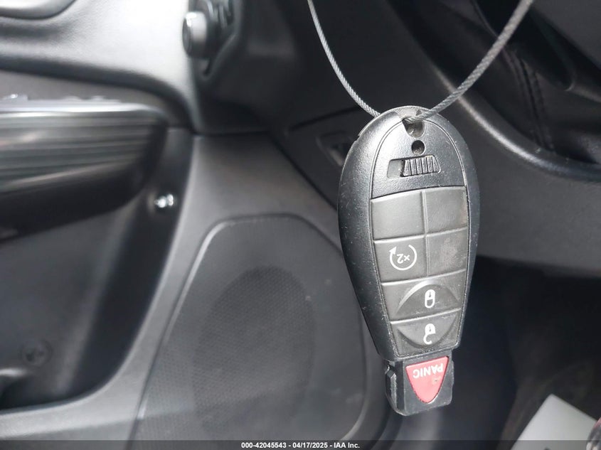 2016 Jeep Cherokee Latitude VIN: 1C4PJMCS7GW246213 Lot: 42045543