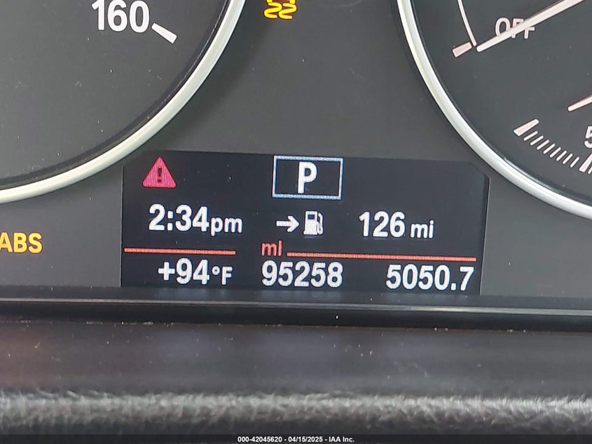 2015 BMW 320 VIN: WBA3B1C55FK136333