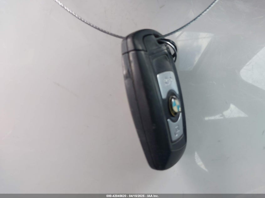 2015 BMW 320 VIN: WBA3B1C55FK136333