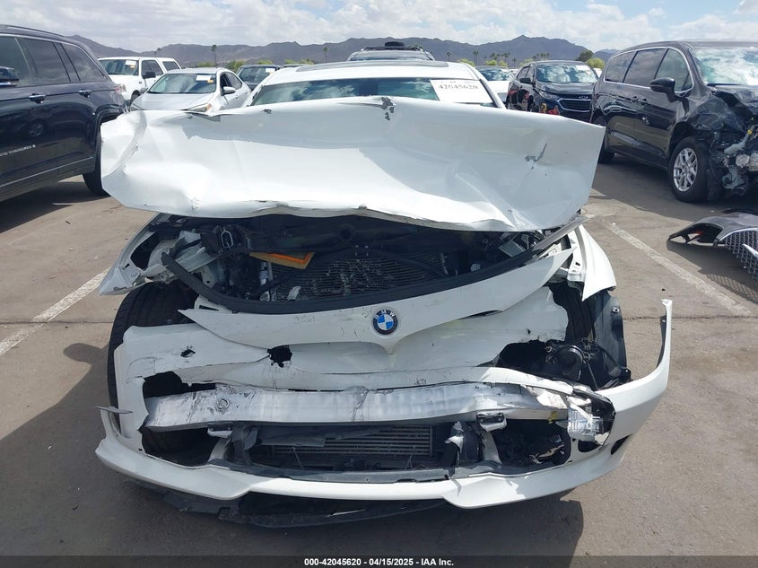 2015 BMW 320 VIN: WBA3B1C55FK136333