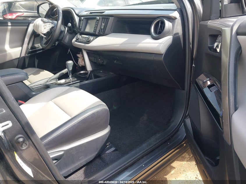 VIN JTMDJREV0JD175690 2018 TOYOTA RAV4 HYBRID LIMITED