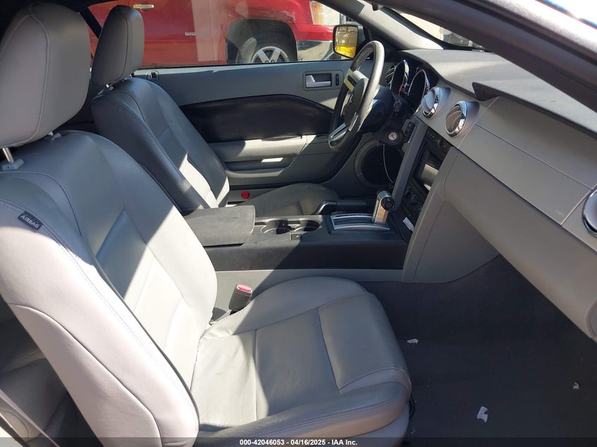 2009 FORD MUSTANG VIN: 1ZVHT84NX95133912