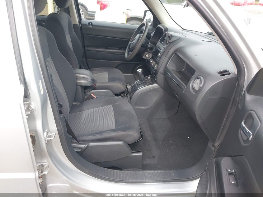 2011 JEEP PATRIOT VIN: 1J4NT1GAXBD284096