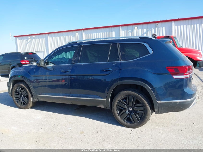 2018 VOLKSWAGEN ATLAS VIN: 1V2NR2CA8JC545406