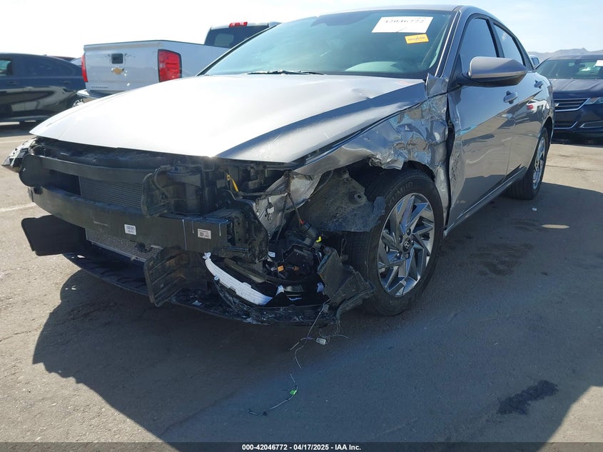 2024 HYUNDAI ELANTRA VIN: KMHLM4DG0RU775707