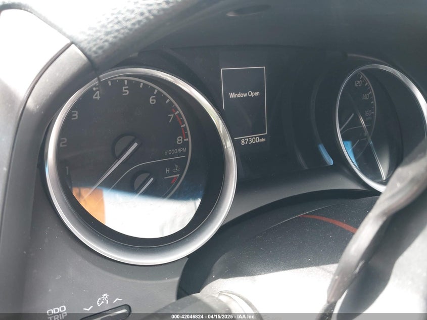 2018 TOYOTA CAMRY VIN: 4T1B11HK0JU524045