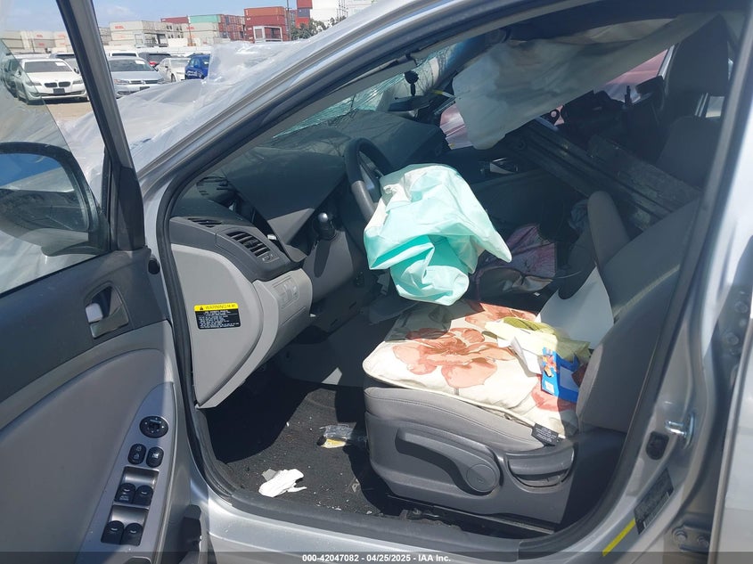 KMHCT4AE3GU080916 2016 HYUNDAI ACCENT photo no. 5